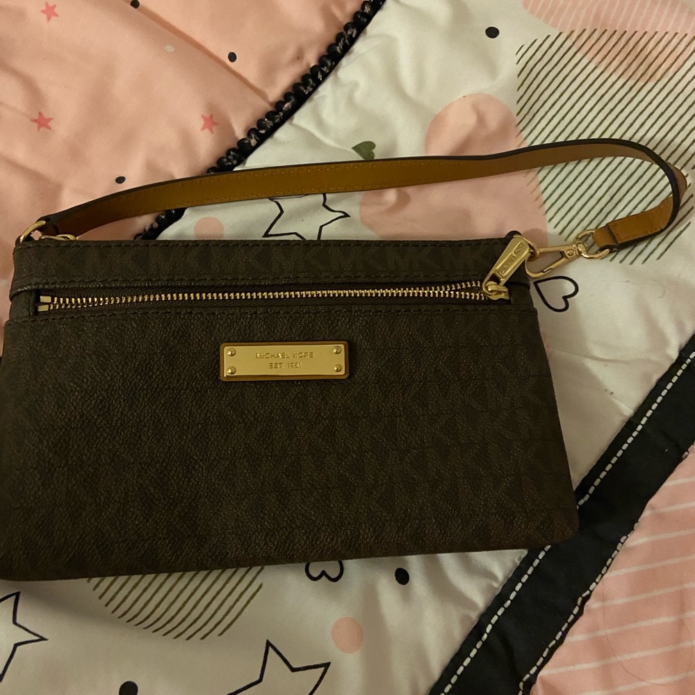Michael kors wristlets